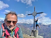 05 Alla croce del Pizzo Grande del Sornadello (1574 m) , per Raffaele la prima volta